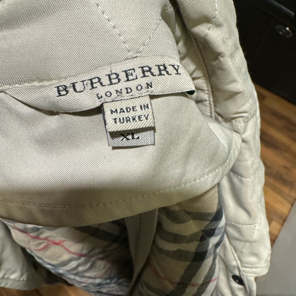 burberry - Picture 7 of 10